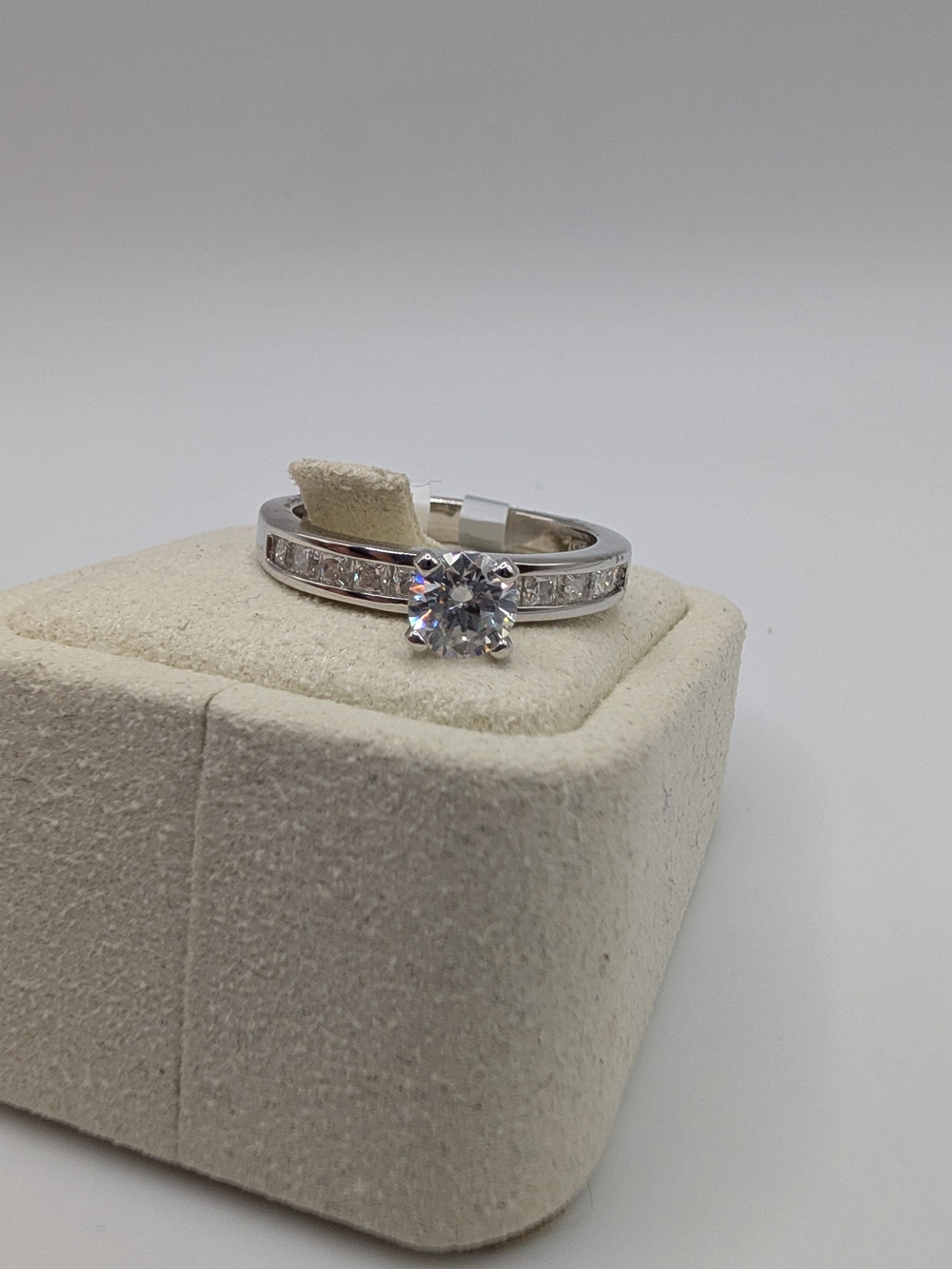 1.00 CTW Genuine Moissanite Solitaire Ring 925 Sterling Silver Size 8